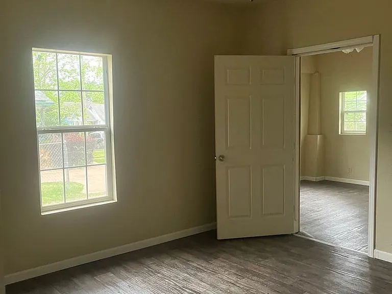 LPP - 428 S. Fredonia St. — Photo 12