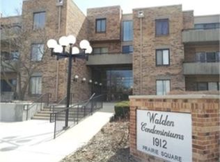1912 Prairie Sq APT 25A, Schaumburg, IL 60173