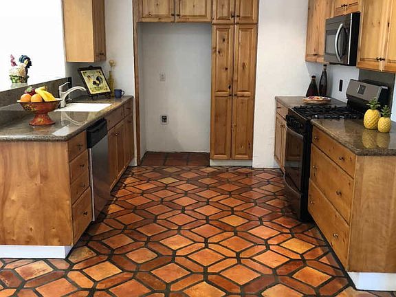 5th image of 51300 Avenida Carranza