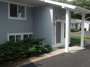 13456 Stover Rd APT 17, Charlevoix, MI 49720