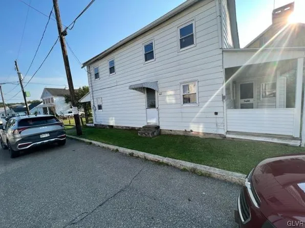 42 N Walnut St, Summit Hill, PA 18250