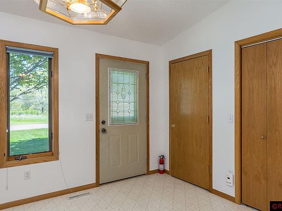 2nd image of 411 Watkin St