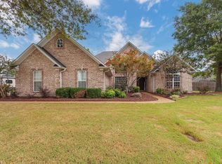 70 Sarah Cv, Jackson, TN 38305