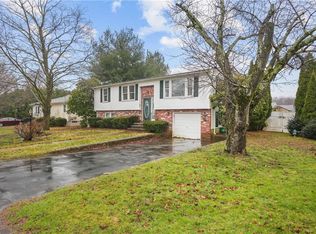 70 Argonne St, Johnston, RI 02919