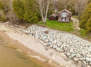 150 Clar Lin Rd, Algoma, WI 54201