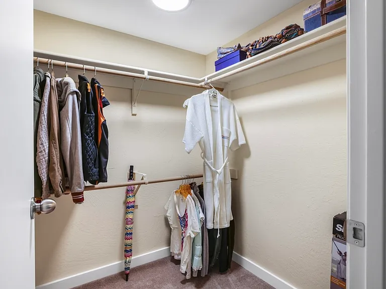 1050 E Ramon Rd #0 — Photo 14