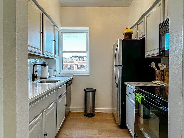 80 New York Ave NW #402 — Photo 12