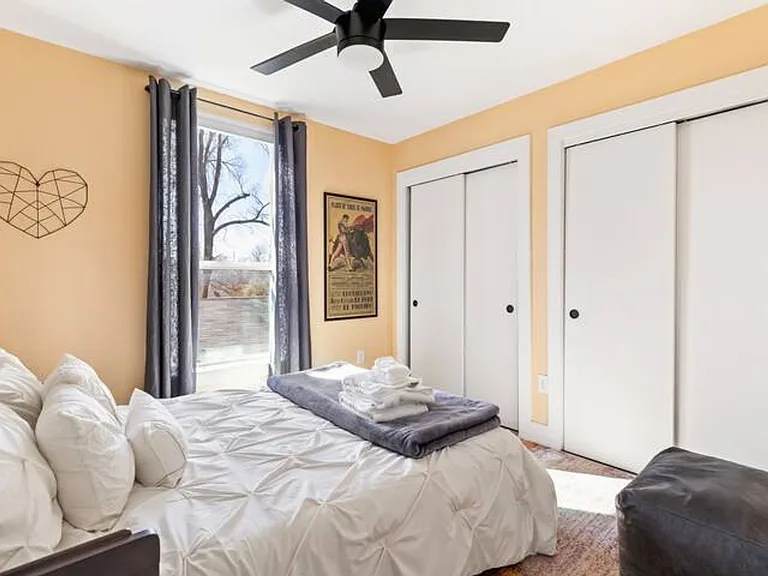 1107 Estes Ave #1 — Photo 20