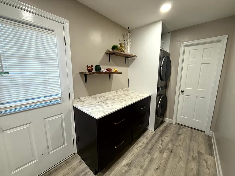 1609 Emmerton Ct — Photo 43