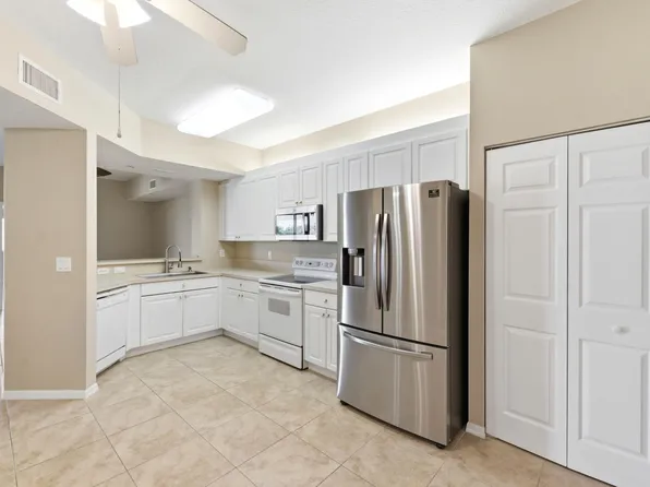 7765 Yardley Dr APT 107, Fort Lauderdale, FL 33321