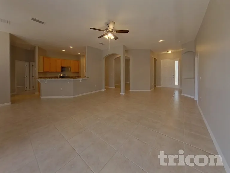 1751 Southern Oak Loop — Photo 2