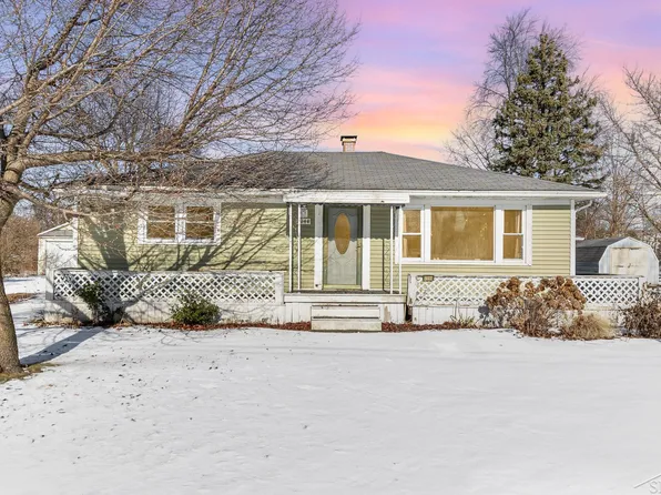 2044 Reinhardt St, Saginaw, MI 48604