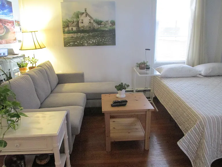 855 Pavonia Ave #1 — Photo 6