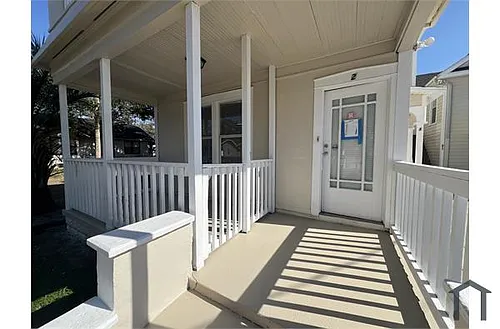 209 Taylor Ave #1 Photo 1