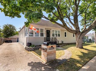 2329 Meighen Rd, Windsor, ON N8W 4B8