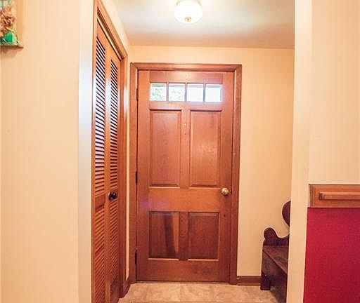 2nd image of 15 Cardinal Dr