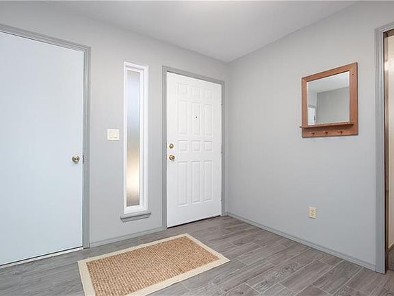 5th image of 500 Sagebrush Pl