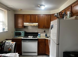 21116 41st Ave FLOOR 1, Bayside, NY 11361