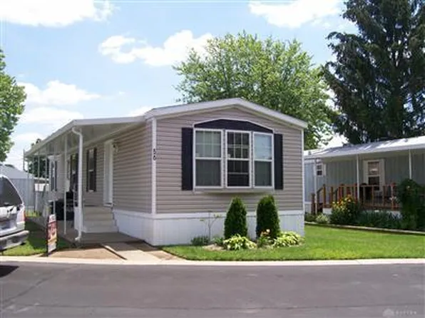 56 Bella Casa Dr, Dayton, OH 45449