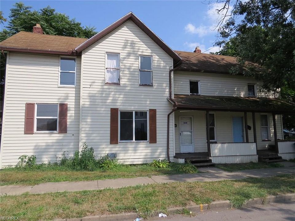 1st image of 341 3rd St NW