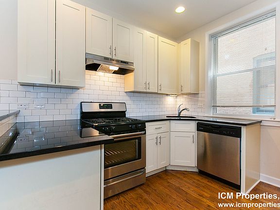 2nd image of 3521 N Wilton Ave #1