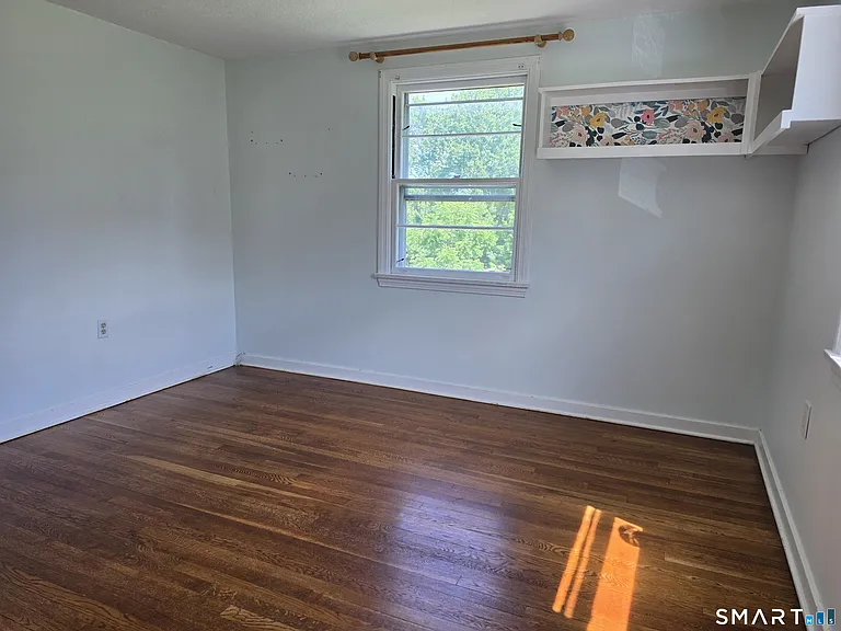 68 Geissler Dr — Photo 11