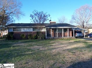 302 Reeves Dr, Simpsonville, SC 29681