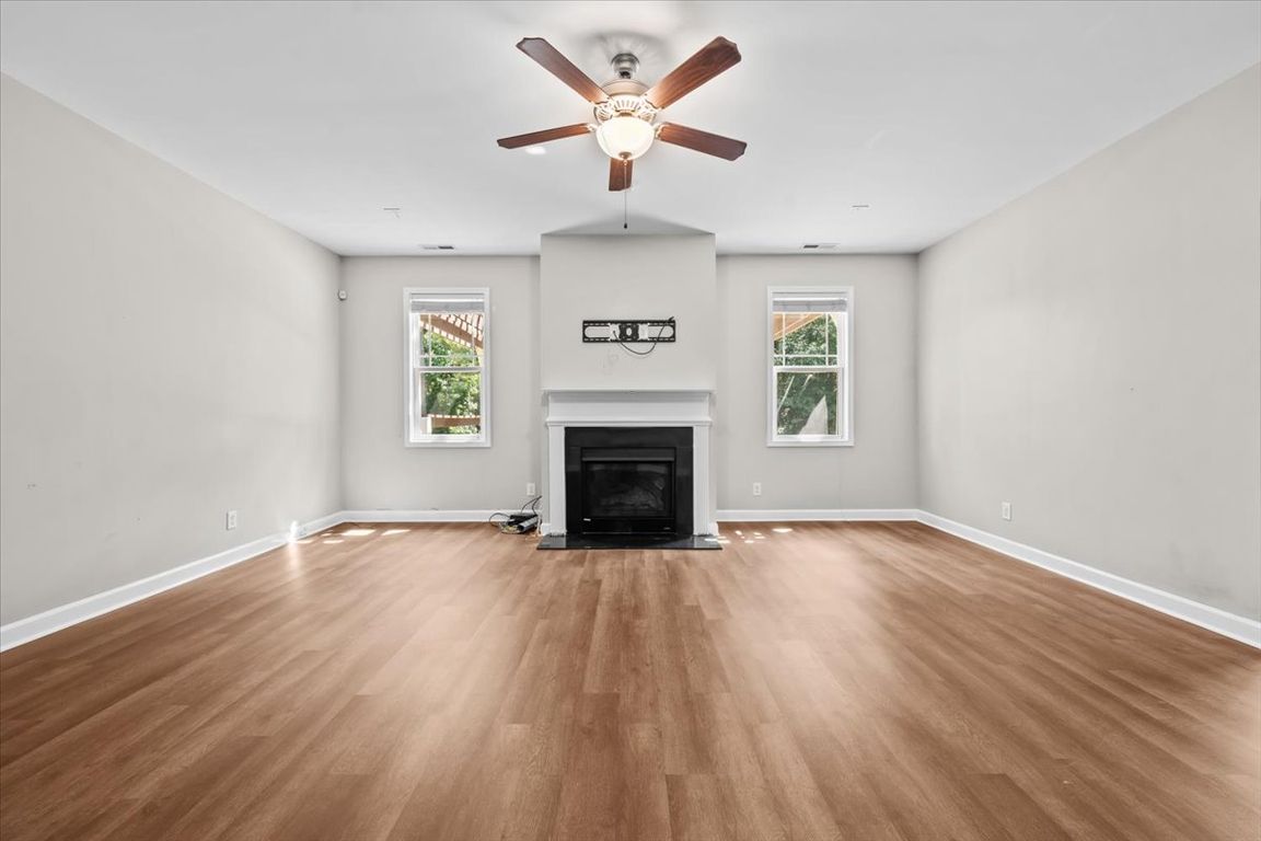 next background image