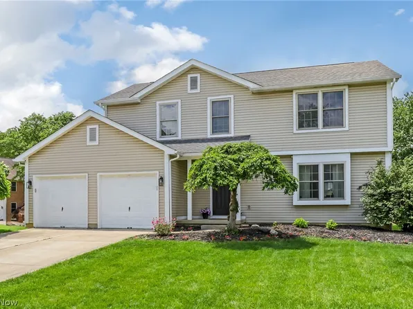 391 Burns Dr N, Westerville, OH 43082