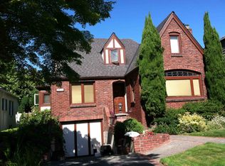3825 41st Ave NE, Seattle, WA 98105