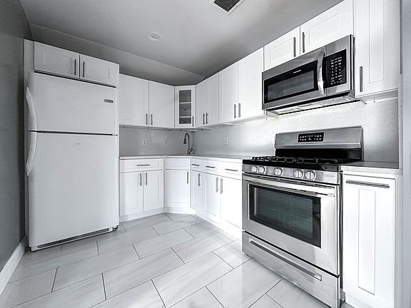 4th image of 19-69 76th St #3
