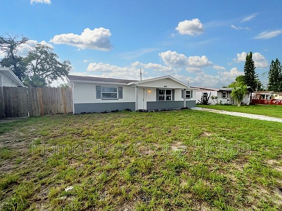 2nd image of 4802 Bonton Dr