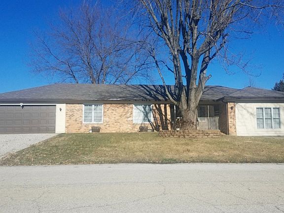 2nd image of 10082 Medallion Dr