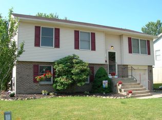 28 Harkfort Rd, Newark, DE 19702