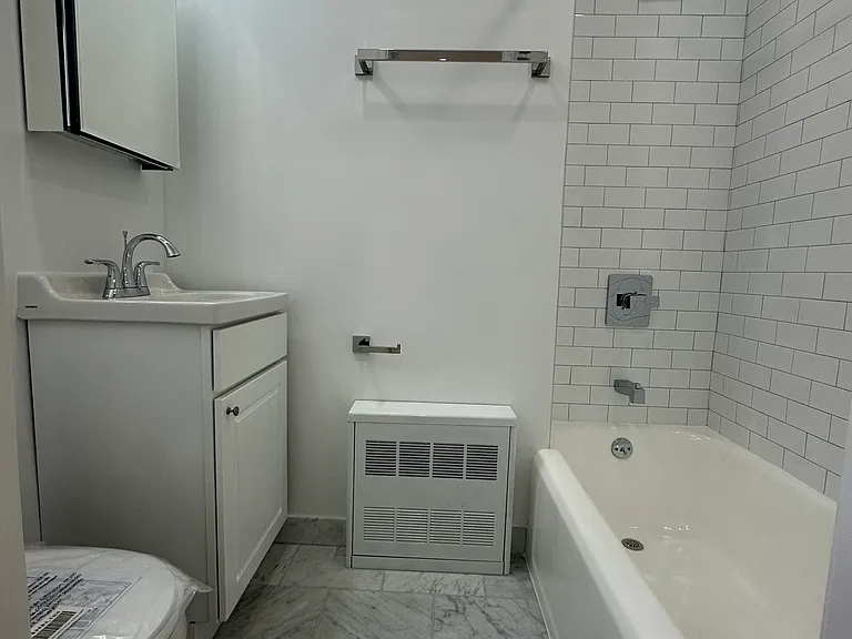 531 E 78th St #6G — Photo 8