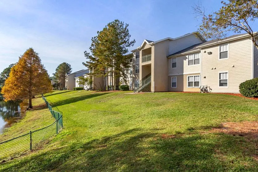 Windsong Apartments — Photo 4
