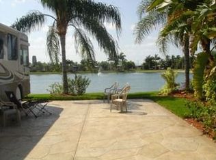 4681 Southern Breeze Dr, Naples, FL 34114