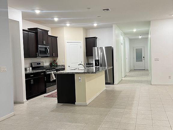 2nd image of 6769 W Southgate Ave