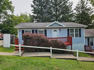 226 N Virginia Ave, Bridgeport, WV 26330