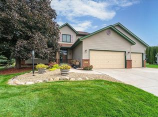 18580 Explorer Ct, Farmington, MN 55024