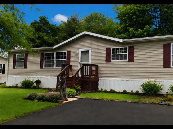 97 Leona Dr, Conowingo, MD 21918
