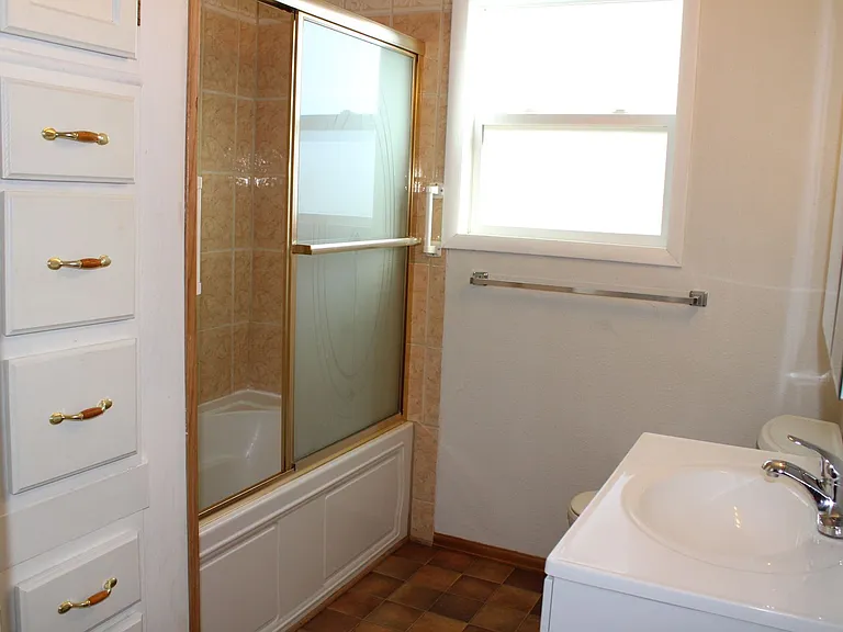 404 N Roosevelt Ave — Photo 10