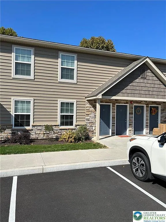 2 bed, 2.0 bath, 1407 sqft, $1,850 — Photo 1