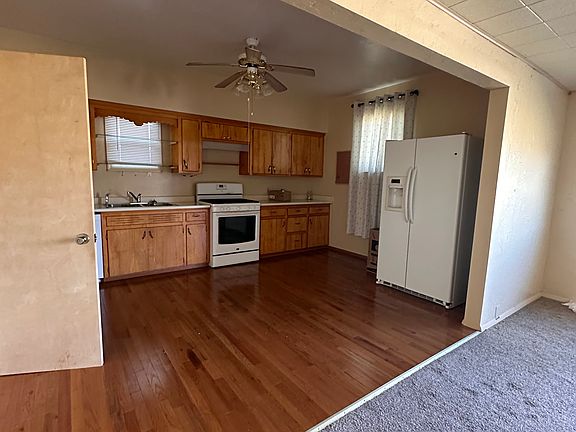 3rd image of 15689 2525th Rd