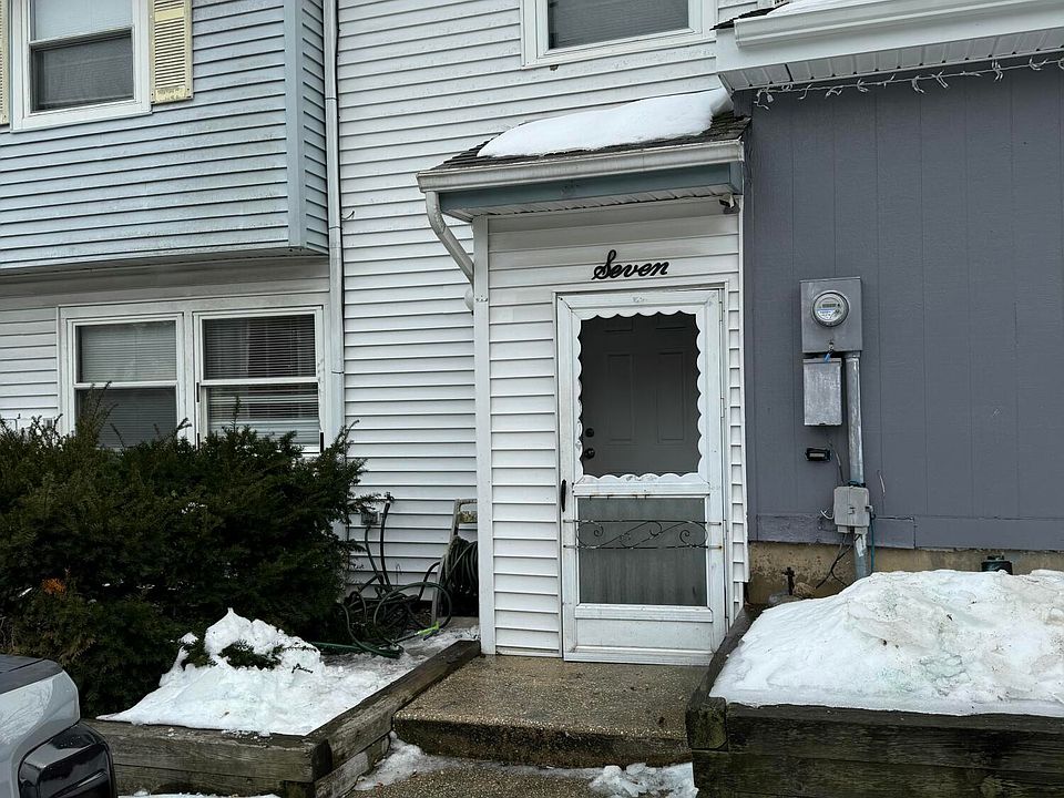 1st image of 7 Sovereign Road