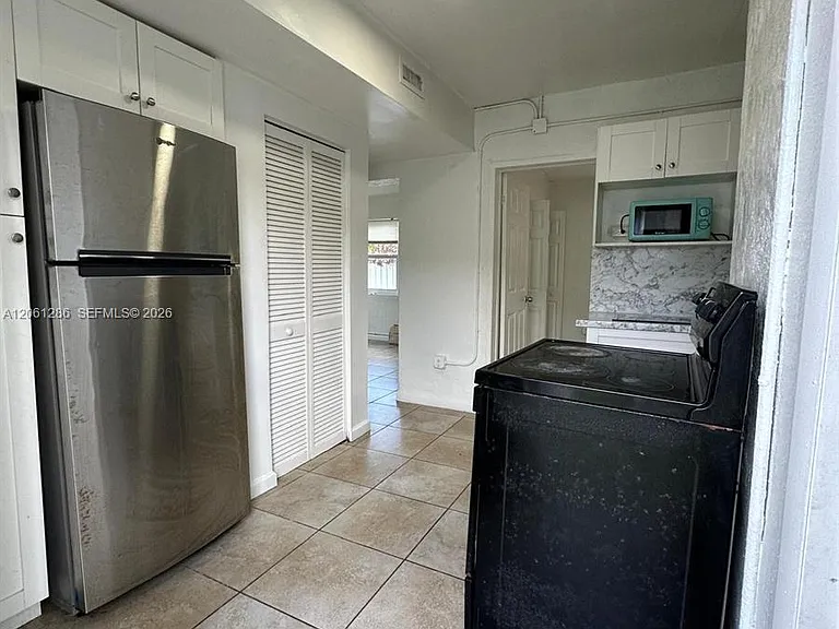 728 SW 6th St #2 — Photo 19