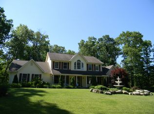 59582 Westwind Ln, Senecaville, OH 43780
