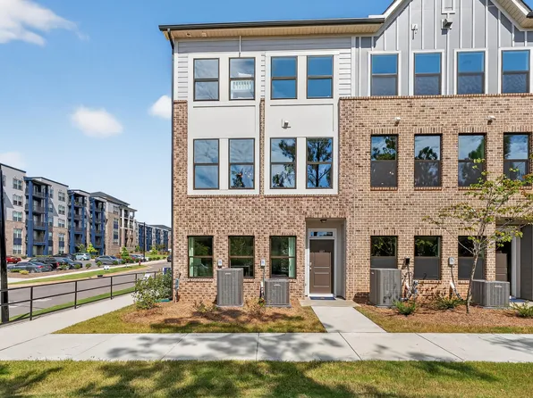 766 Ballyneal Aly, Cary, NC 27513