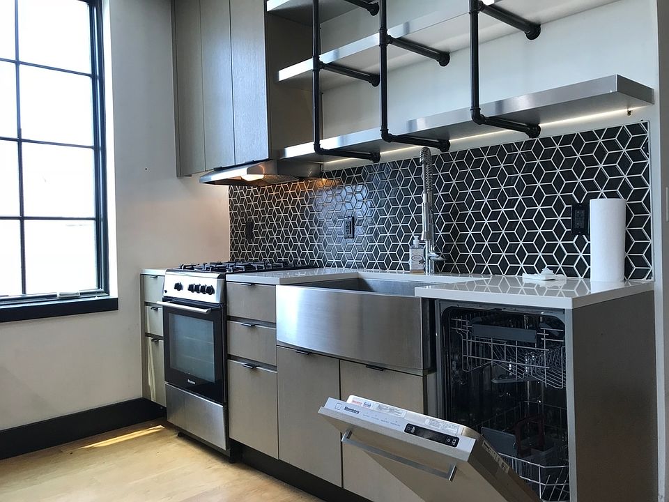 1st image of 82 Jefferson St #2E2