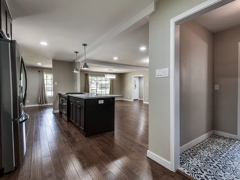 10908 Colbert Way — Photo 7